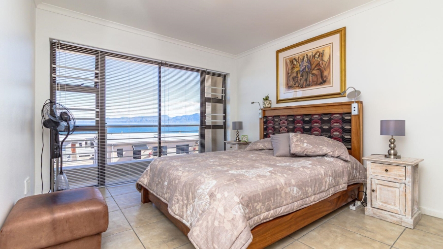 2 Bedroom Property for Sale in De Kelders Western Cape